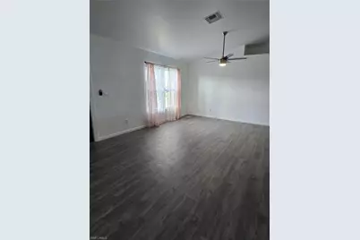 1905 SW 11th St, Cape Coral, FL 33991 - Photo 4