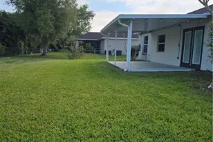 1905 SW 11th St, Cape Coral, FL 33991 - Photo 2