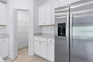 3911 Treasure Oak Wy, Fort Myers, FL 33905 - Photo 12