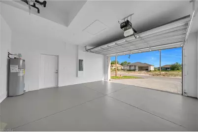 211 NE 15th Ter, Cape Coral, FL 33909 - Photo 12