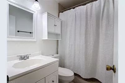 4293 Island Cir #4, Fort Myers, FL 33919 - Photo 22