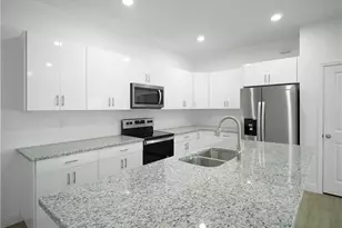 7015 Hero Cir, Labelle, FL 33935 - Photo 10