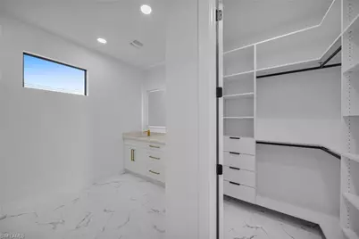 1237 NW 37th Ave, Cape Coral, FL 33993 - Photo 18