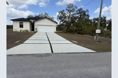 6013 Acorn Cir, Labelle, FL 33935 - Photo 1