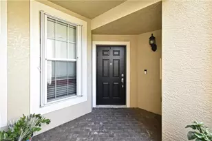 9060 Triangle Palm Ln, Fort Myers, FL 33913 - Photo 8