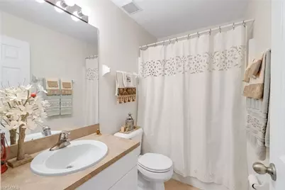 1020 Diplomat Pkwy W, Cape Coral, FL 33993 - Photo 18