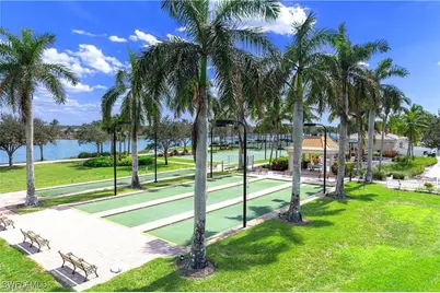 7983 Valentina Ct, Naples, FL 34114 - Photo 38