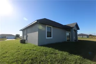 7010 S Rich Ct, Labelle, FL 33935 - Photo 20