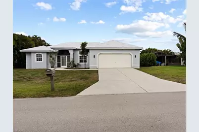 605 SE 23rd Ave, Cape Coral, FL 33990 - Photo 2