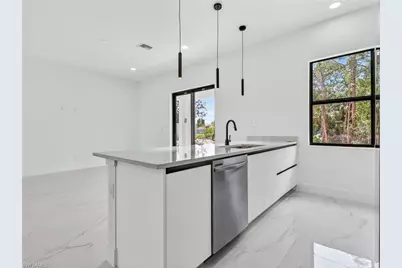 792 Bell Blvd S, Lehigh Acres, FL 33974 - Photo 4