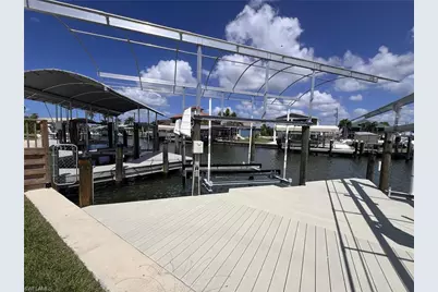 3620 Emerald Ave, Saint James City, FL 33956 - Photo 4