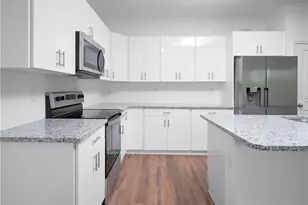 539 Greenbriar Blvd, Lehigh Acres, FL 33972 - Photo 8