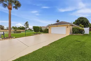 1579 Sautern Dr, Fort Myers, FL 33919 - Photo 4
