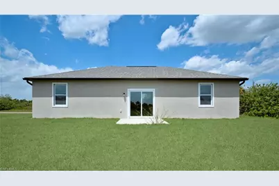 6204 Forest Ct, Labelle, FL 33935 - Photo 2