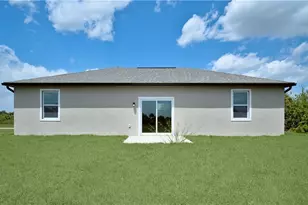 6204 Forest Ct, Labelle, FL 33935 - Photo 2