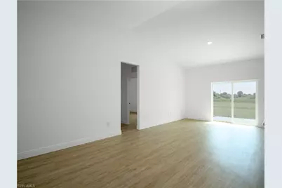 6204 Forest Ct, Labelle, FL 33935 - Photo 6