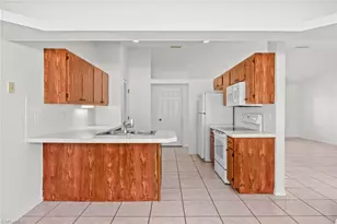 1425 SW 10th St, Cape Coral, FL 33991 - Photo 4