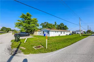 2406 Linhart Ave, Fort Myers, FL 33901 - Photo 2