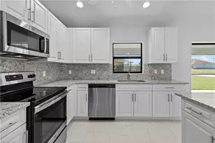 710 NW 2nd Ln, Cape Coral, FL 33993 - Photo 2