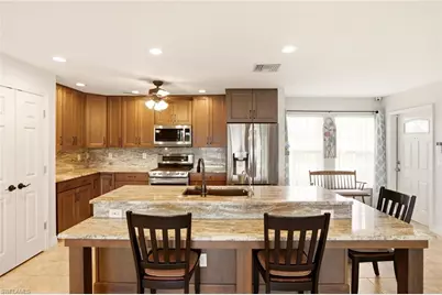 1119 SE 28th Ter, Cape Coral, FL 33904 - Photo 18