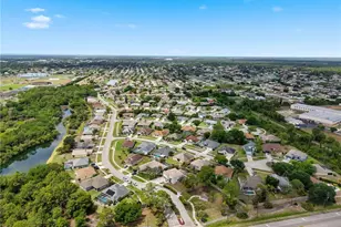 1529 Junior Ct, Lehigh Acres, FL 33971 - Photo 2