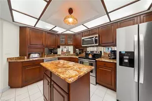 2445 W Gulf Dr, Sanibel, FL 33957 - Photo 12