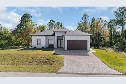 1504 E 6th St, Lehigh Acres, FL 33972 - Photo 2