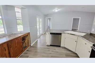 3410 15th St SW, Lehigh Acres, FL 33976 - Photo 16