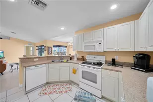 4404 NE 21st Ct, Cape Coral, FL 33909 - Photo 12