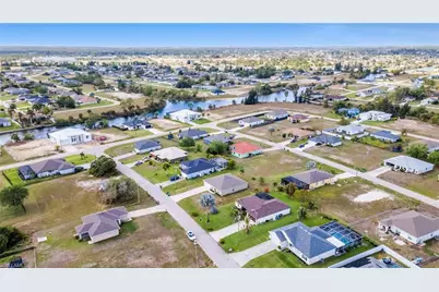 4404 NE 21st Ct, Cape Coral, FL 33909 - Photo 30