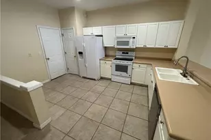 8271 Village Edge Cir, Fort Myers, FL 33919 - Photo 2