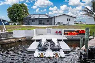 1741 SE 29th Ln, Cape Coral, FL 33904 - Photo 2