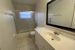 622 SE 13th Pl, Cape Coral, FL 33990 - Photo 14