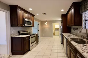 12840 Dornoch Ct, Fort Myers, FL 33912 - Photo 6