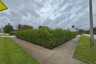 1821 Winkler Ave, Fort Myers, FL 33901 - Photo 26