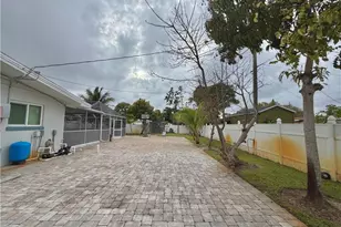 1821 Winkler Ave, Fort Myers, FL 33901 - Photo 20