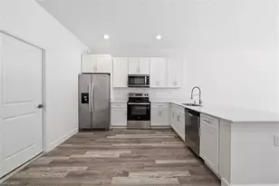 10047 Amicola St, Port Charlotte, FL 33981 - Photo 4