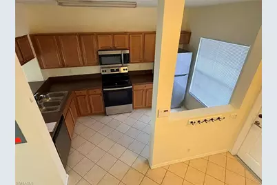 8140 Pacific Beach Dr, Fort Myers, FL 33966 - Photo 6