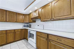 1255 N Brandywine Cir, Fort Myers, FL 33919 - Photo 18