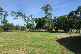 11311 Deal Rd, North Fort Myers, FL 33917 - Photo 8