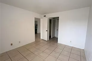 2855 Winkler Ave, Fort Myers, FL 33916 - Photo 10