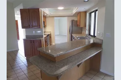 1001 SE 17th St, Cape Coral, FL 33990 - Photo 8
