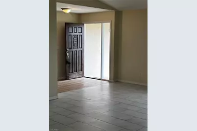 1001 SE 17th St, Cape Coral, FL 33990 - Photo 2