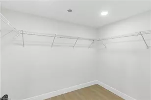 363 New York Dr, Fort Myers, FL 33905 - Photo 18