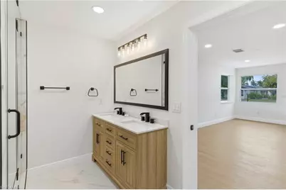 363 New York Dr, Fort Myers, FL 33905 - Photo 20