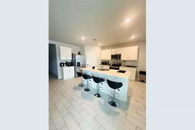 2908 NW 9 St, Cape Coral, FL 33993 - Photo 2