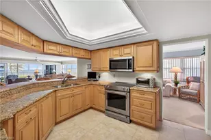 635 E Gulf Dr, Sanibel, FL 33957 - Photo 14