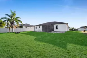 918 Acroft Ave, Lehigh Acres, FL 33971 - Photo 22