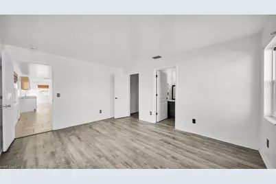 918 Acroft Ave, Lehigh Acres, FL 33971 - Photo 14