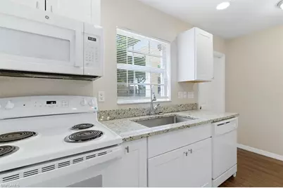 5257 Leeds Rd, Fort Myers, FL 33907 - Photo 12